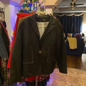 SIGNATURE BY LARRY LEVINE BLACK BLAZER